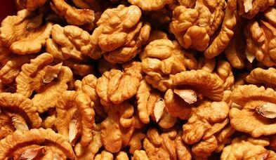 Nuts to clean the body of parasites